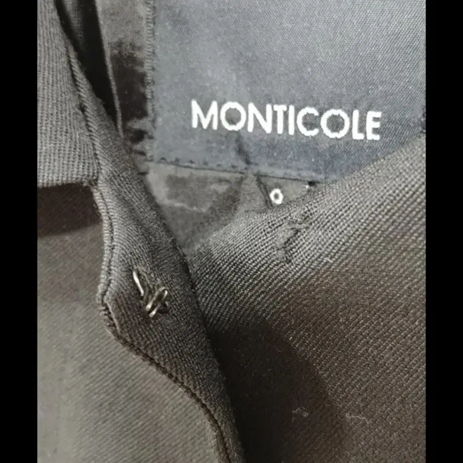 JULIAN MONTICOLE 모직 코트