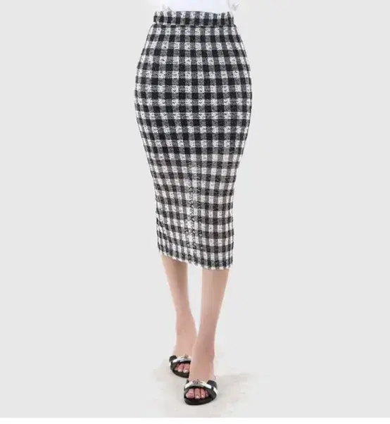 checkered skirt