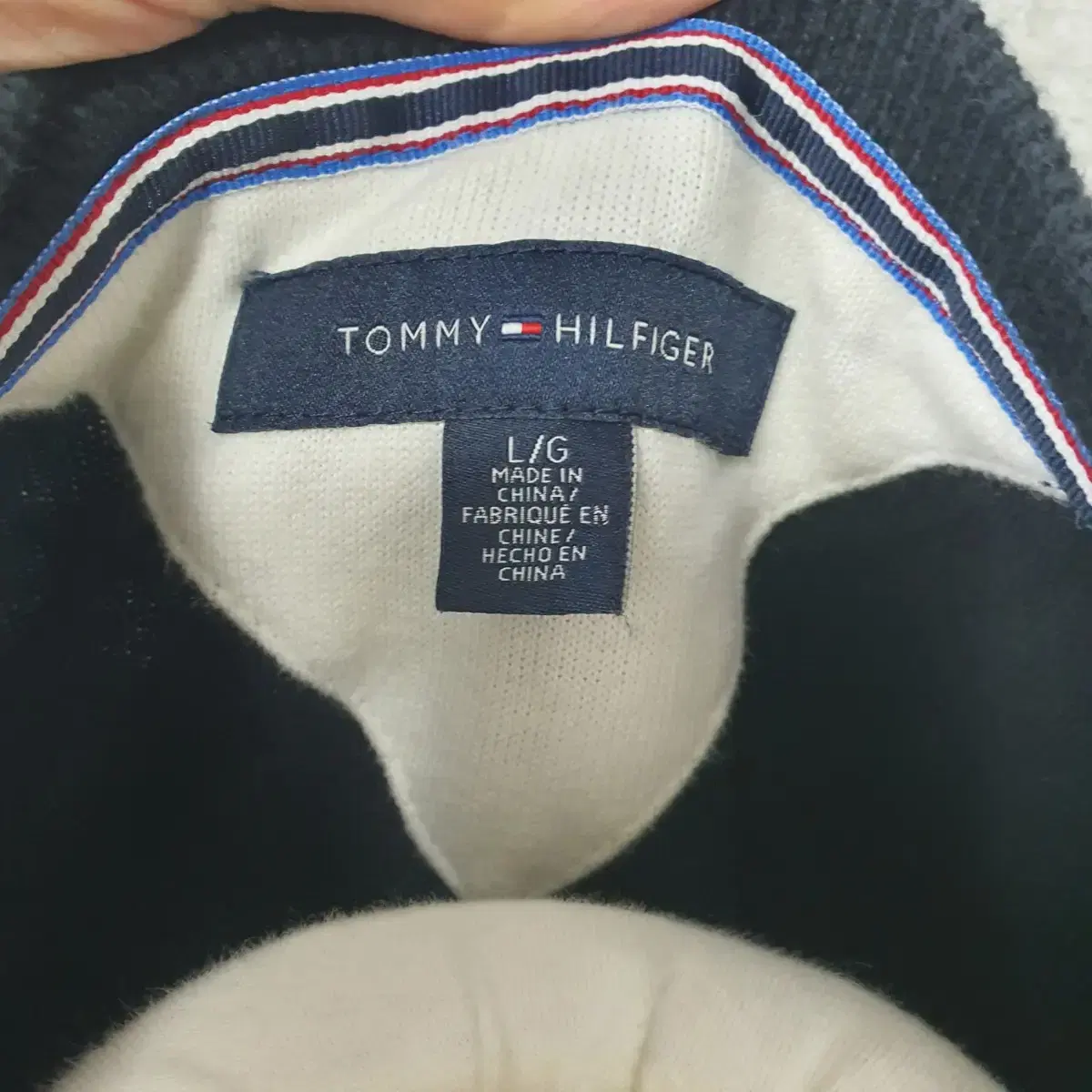 가격인하 (js686) XL 타미 브이넥 . TOMMY HILFIGER