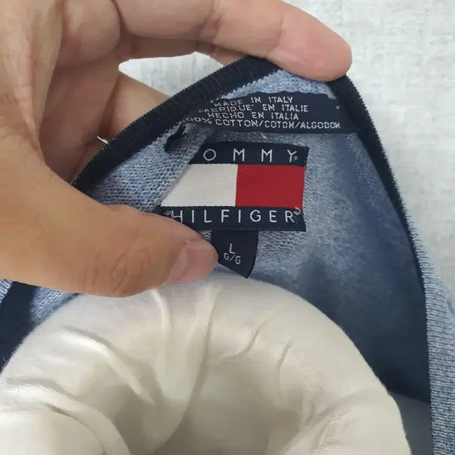 가격인하 (js687) L 타미 브이넥 . TOMMY HILFIGER