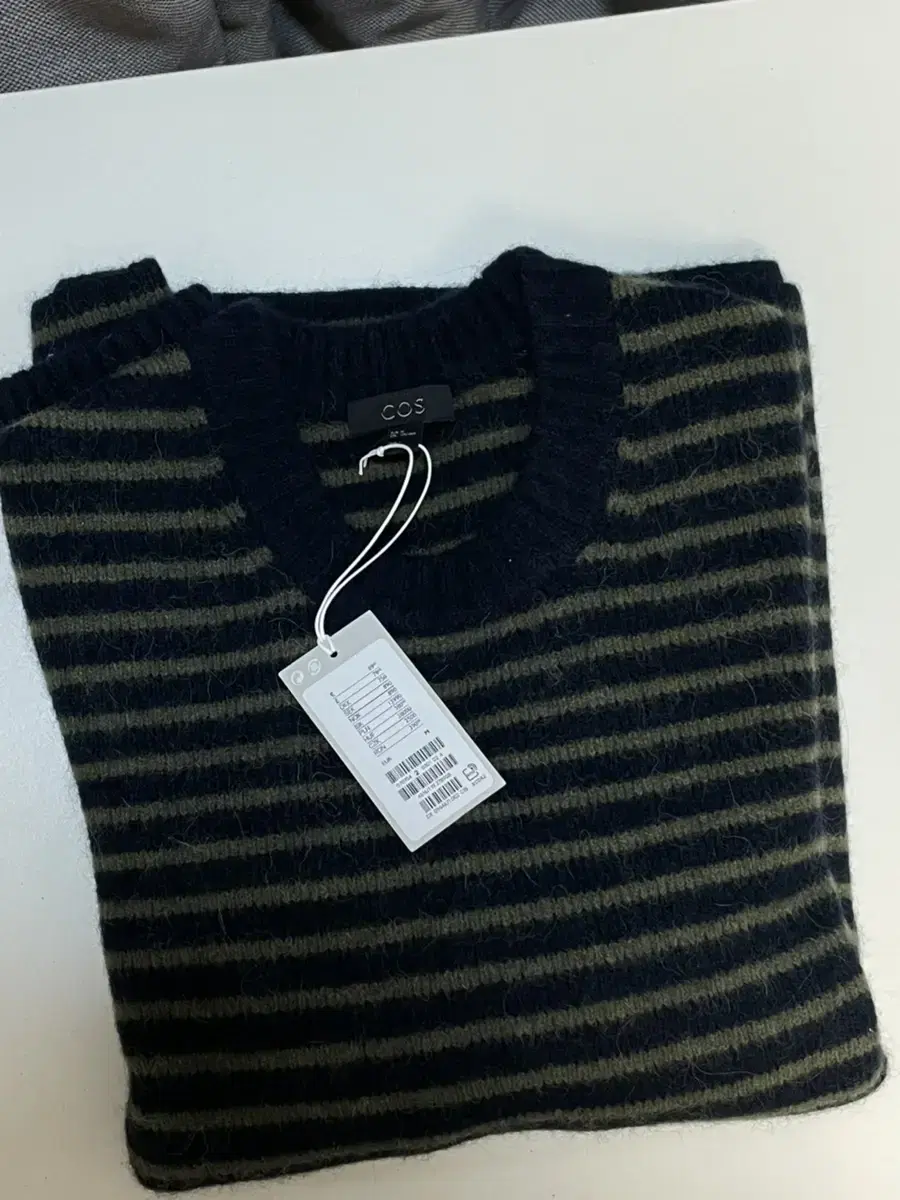 COS COS knit size M