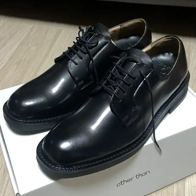 아더댄2 PREMIUM CLASSIC DERBY 03 OTDR-PD03