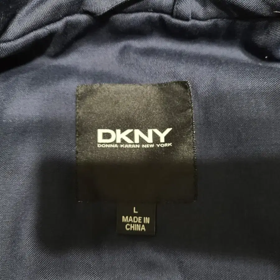 dkny 덕다운 코트 105