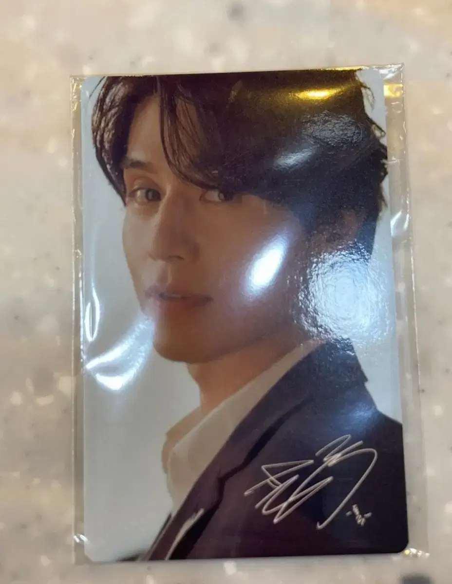 Lee Dongwook Photocard Kard (price reduced)