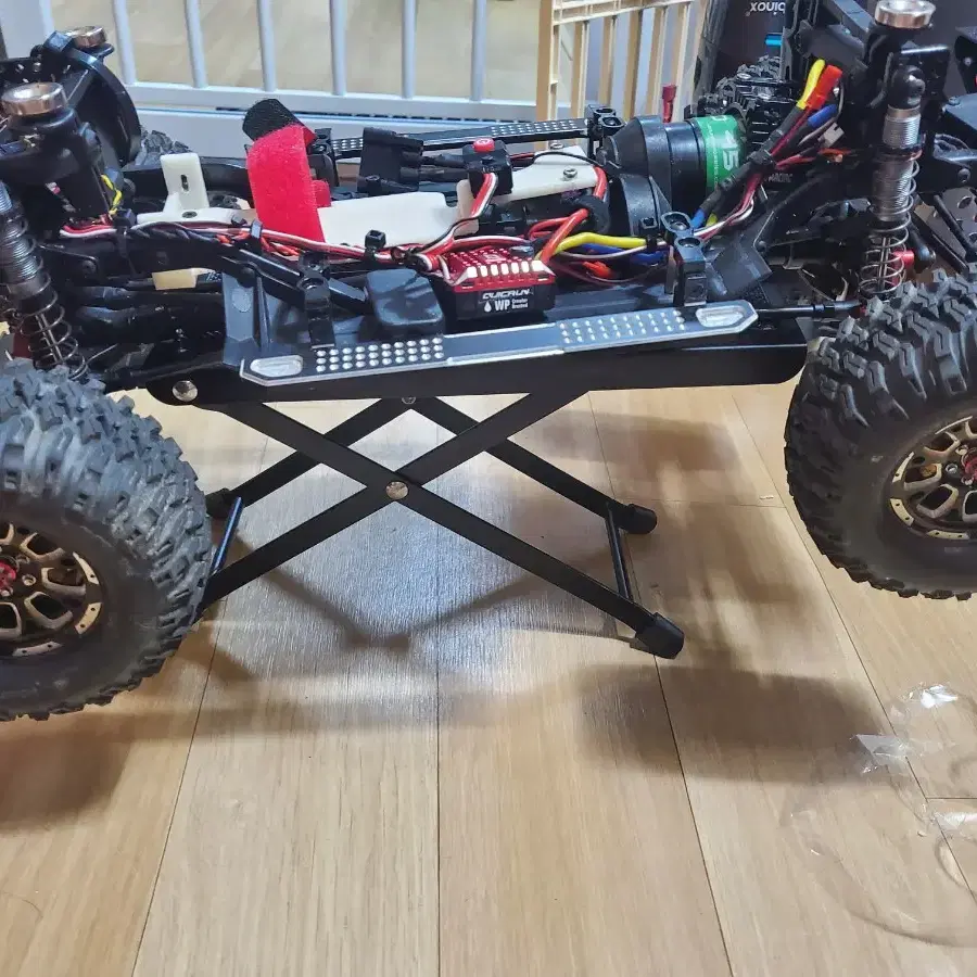 trx4 풀커스컴 루비콘판매합니다 급쳐합니다