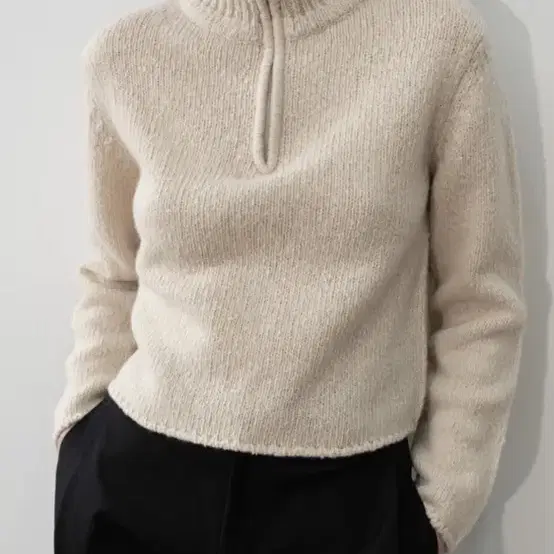 아모멘토 하프집업니트 wool nep half neck zip-up 