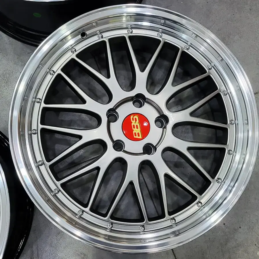 20인치 BBS LM.st (PCD120) 하이퍼블랙 신품휠 1대분