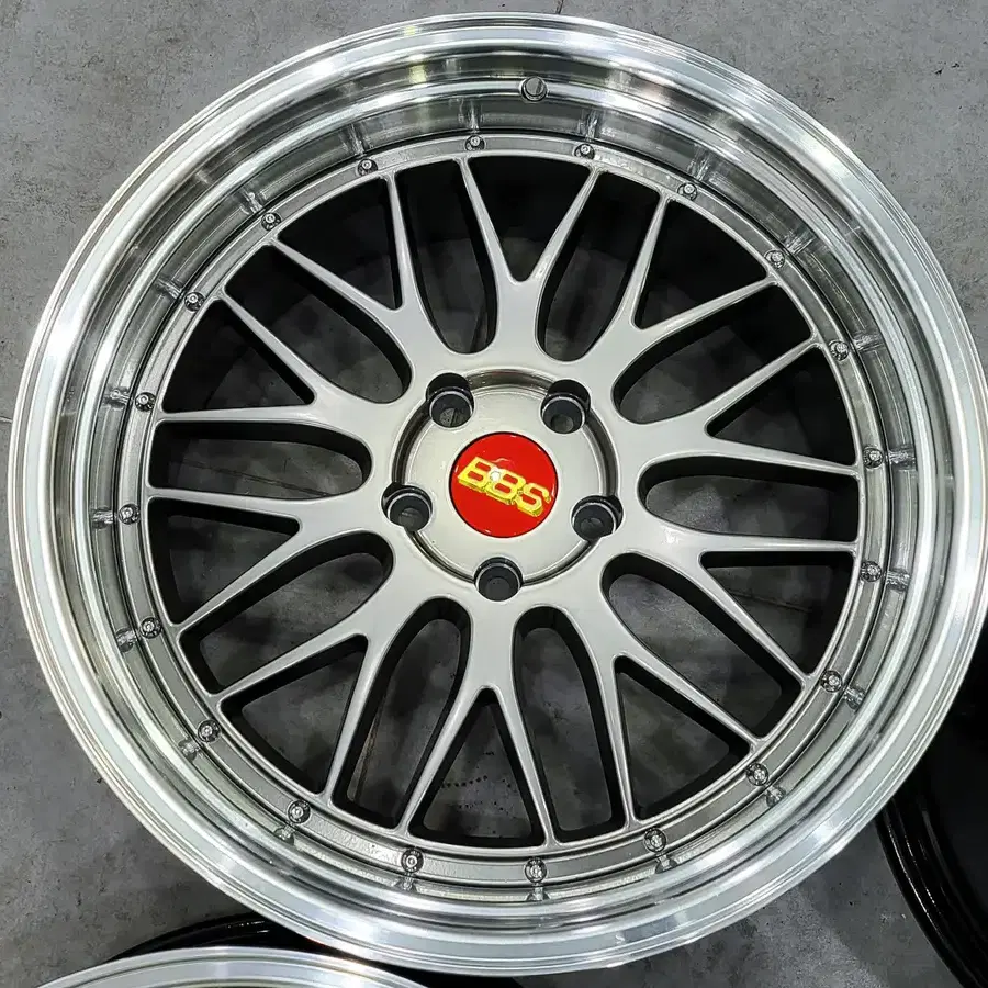 20인치 BBS LM.st (PCD120) 하이퍼블랙 신품휠 1대분