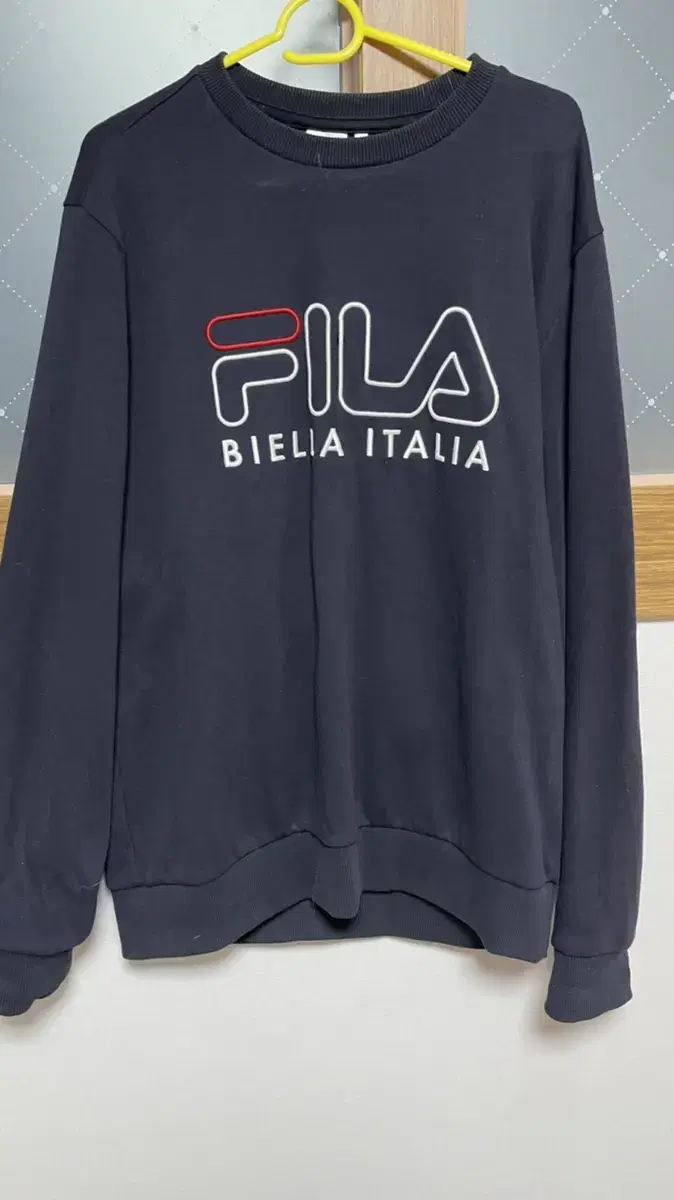 FILA 맨투맨