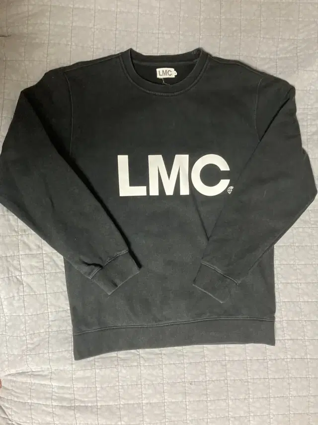 LMC 기본로고 맨투맨 M사이즈