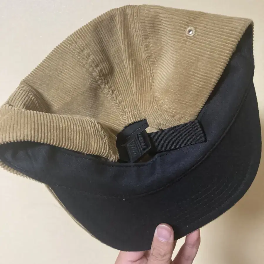 바튼웨어 travel cap corduroy biege