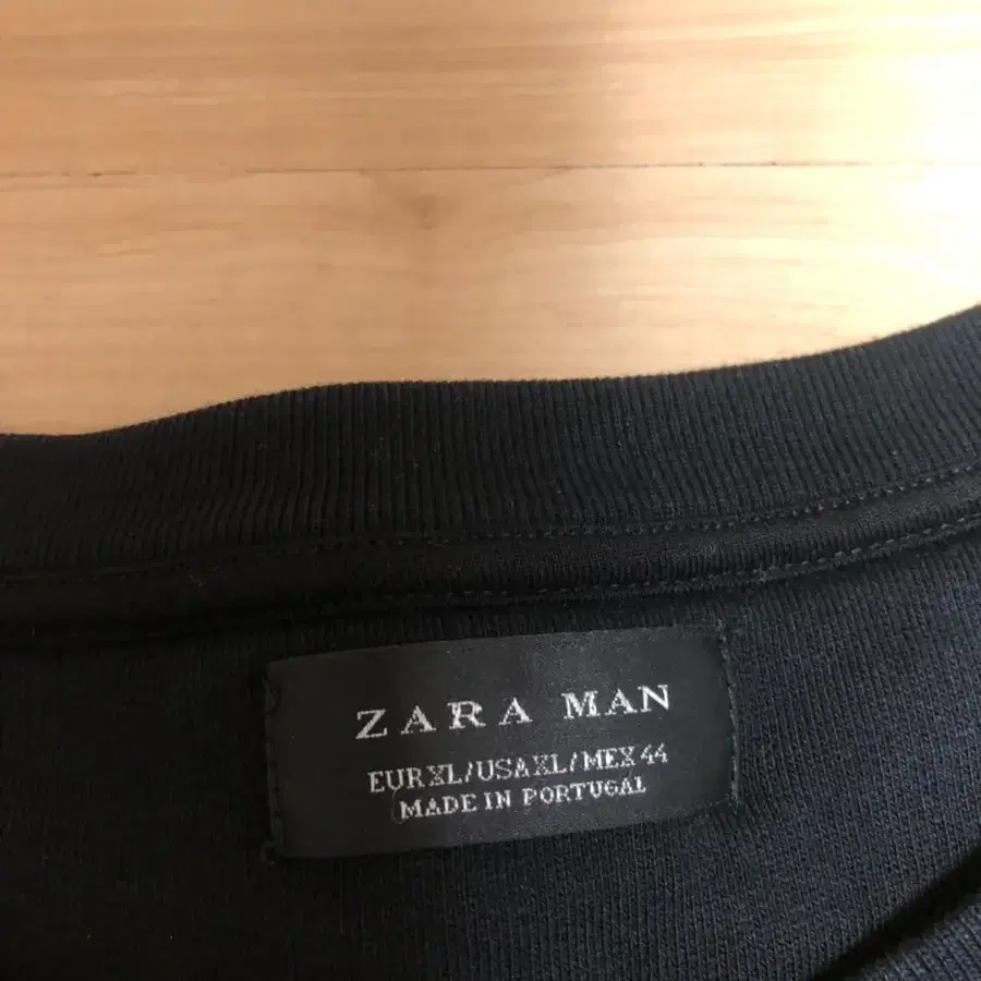 자라(Zara) 맨투맨 해외구입