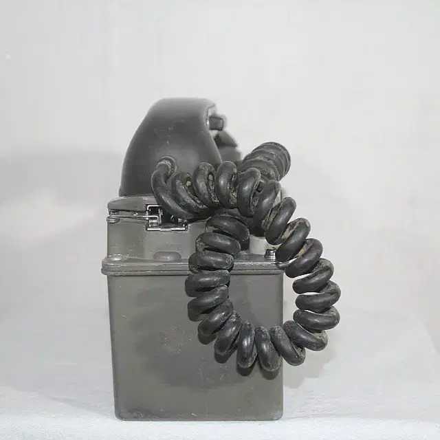 military antique telephon 엔틱전화기