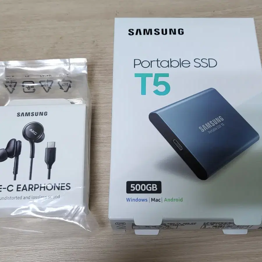 삼성 포터블 SSD T5 미개봉 새제품 판매합니다!