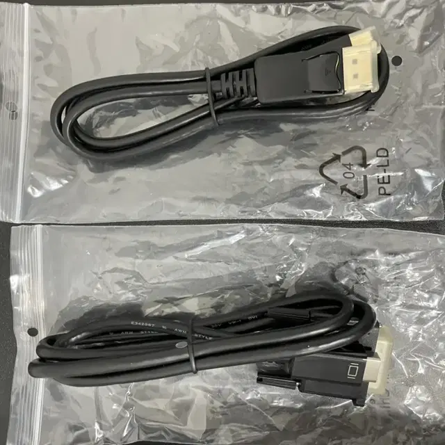 HDMI, DVI 스테레오, 미니 디스플레이포트 변환