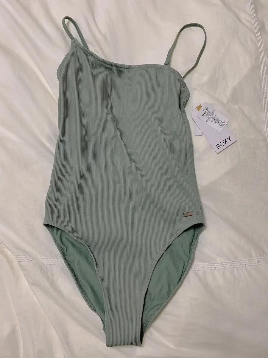 Roxy sooyoung size M