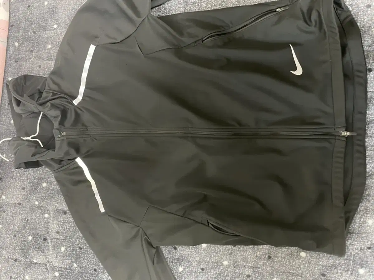 Nike Windrunner Shieldwarm Windproof Jacket