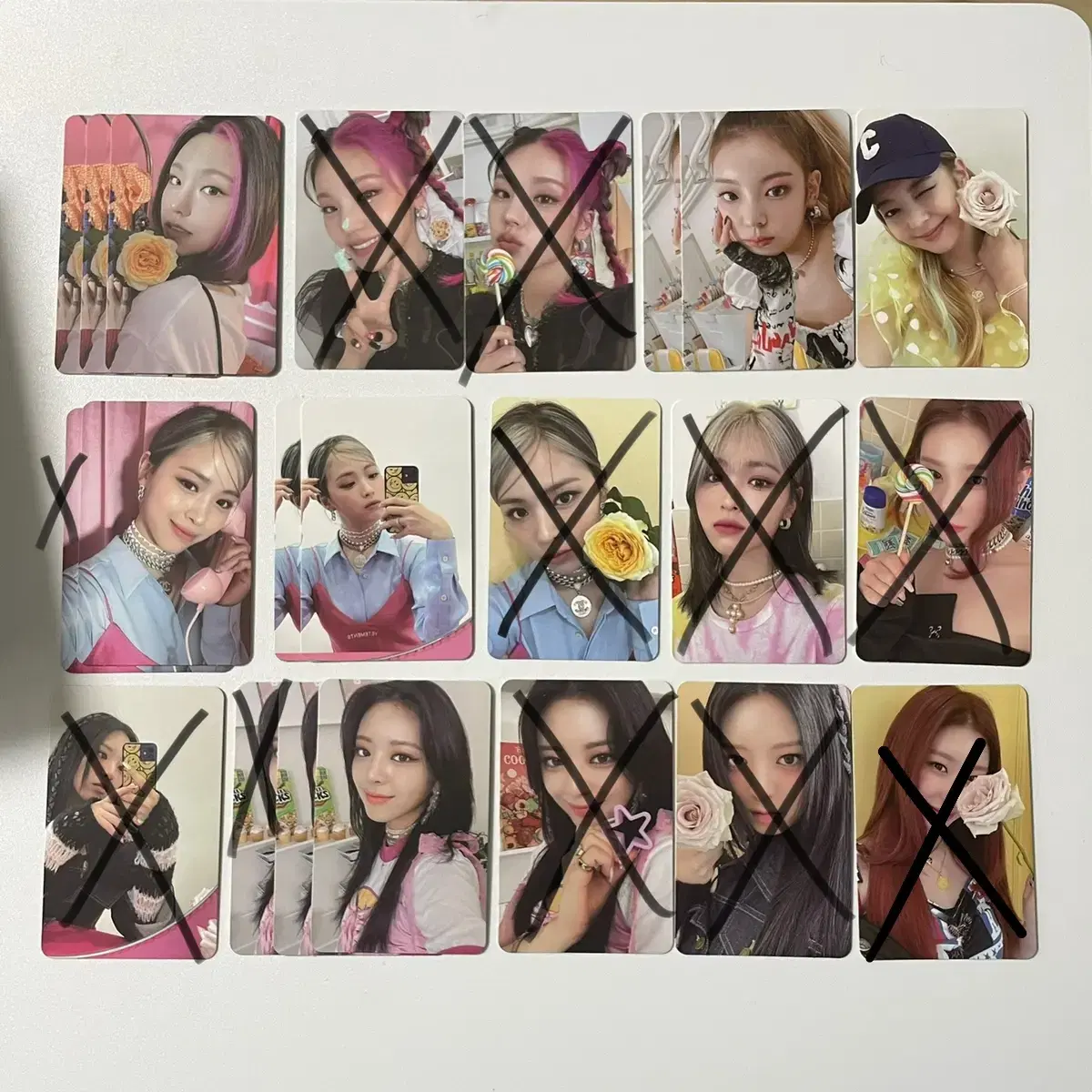 itzy loco ryujin yeji yuna chaeryeong lia photocard