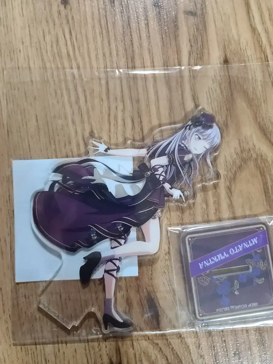 Vandream Roselia Bangnain acrylic sells