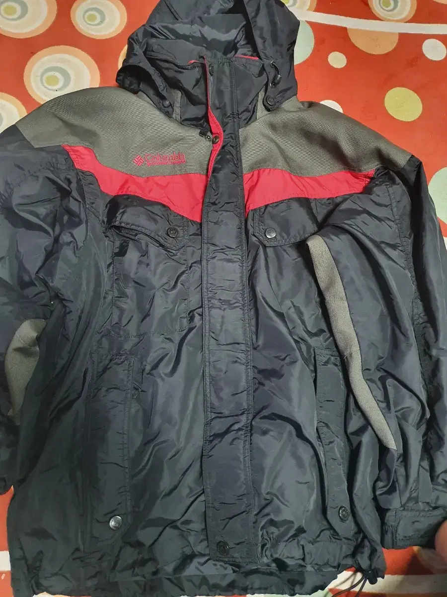 100% Colombian windproof jacket