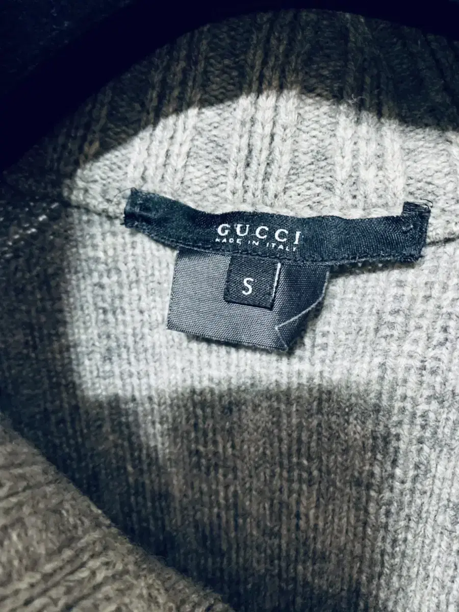 Genuine Gucci cashmere knit