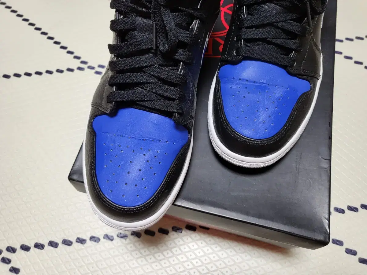 Air jordan 1 mid Platinum-game royal