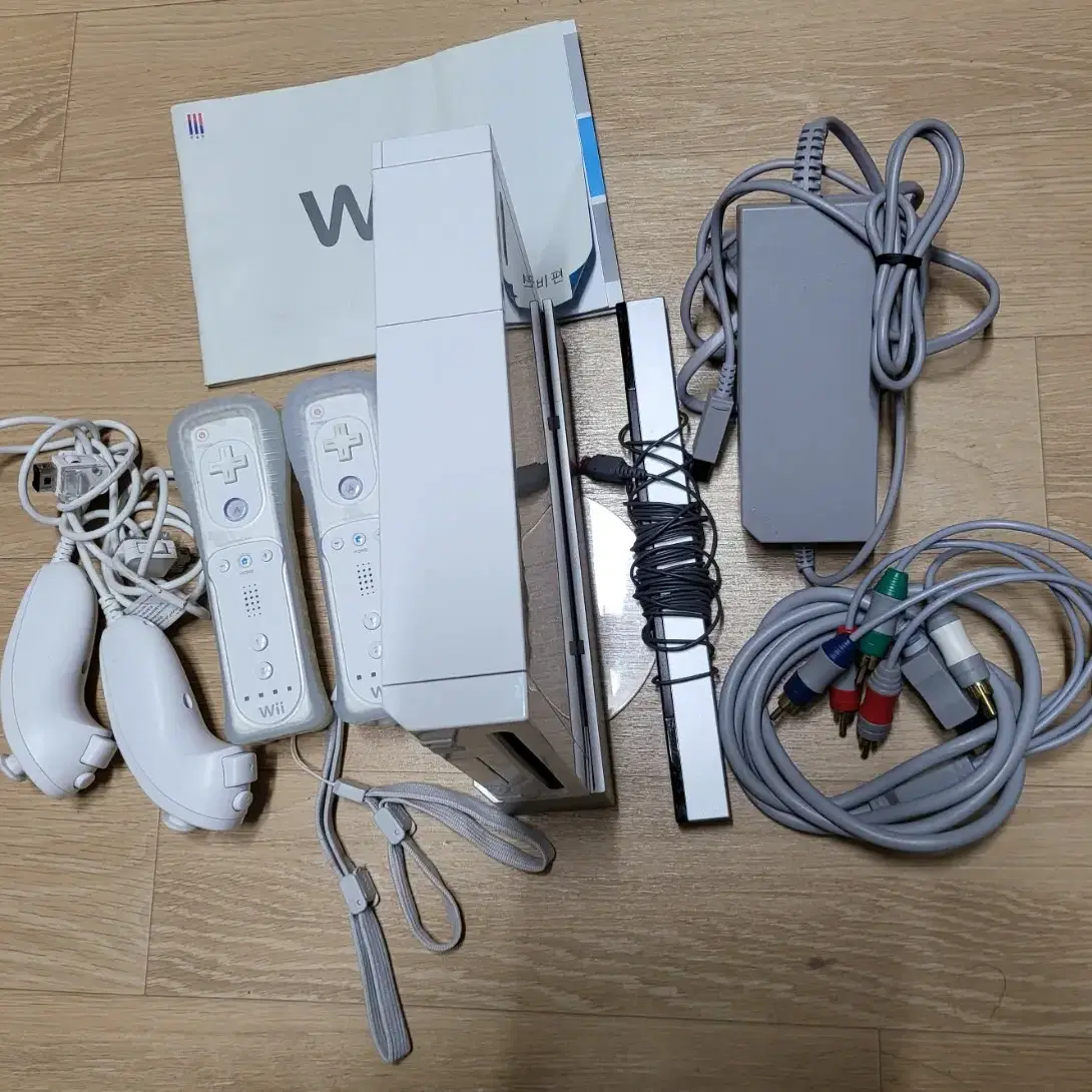 닌텐도 wii 팝니다