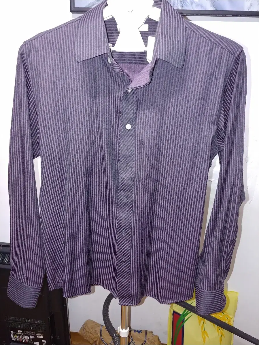 Bonded Striped Shirt XL in Excellent Condition 