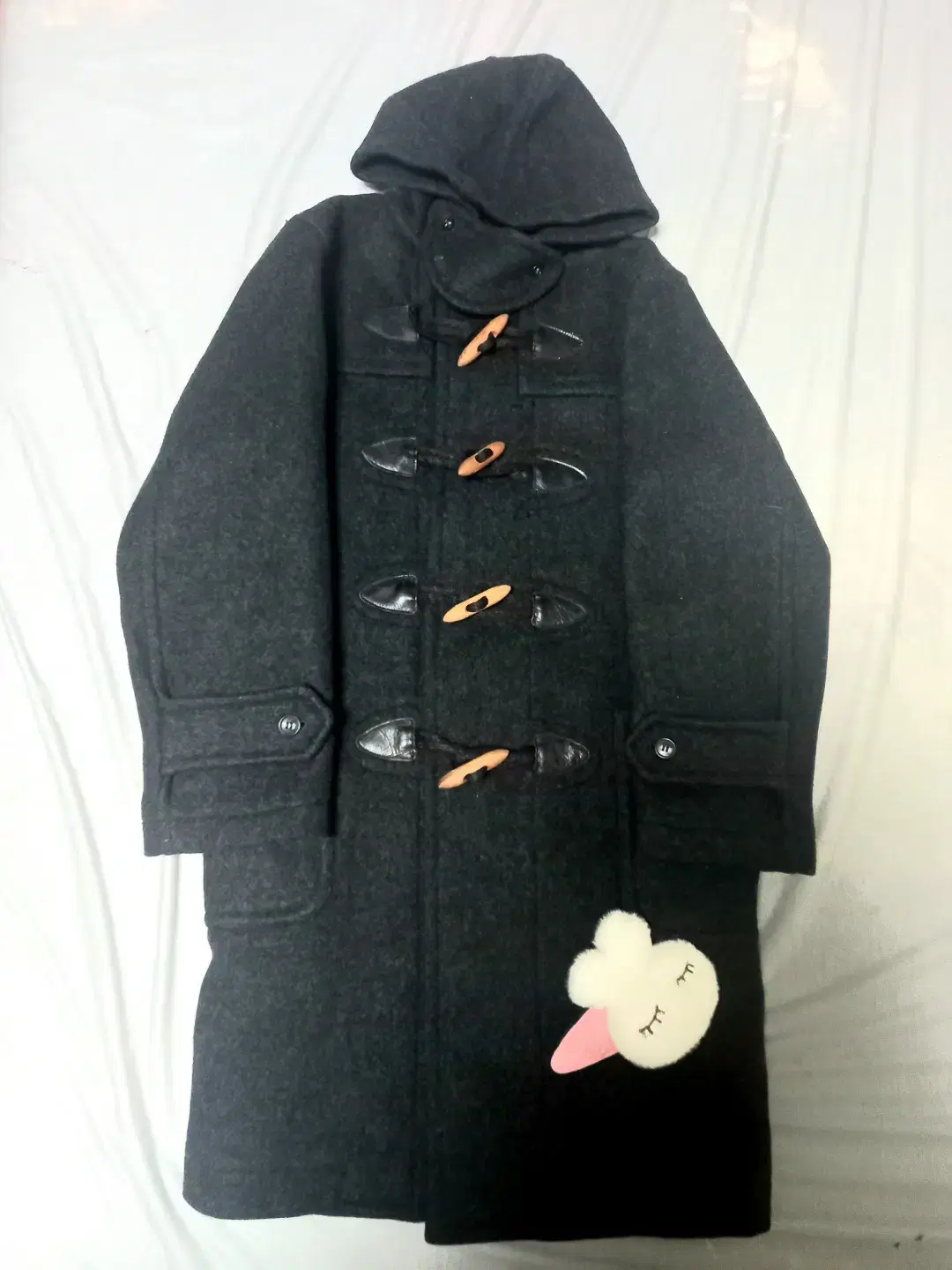 van Duffle Coat (Tteokbokki Coat) Unisex Sold