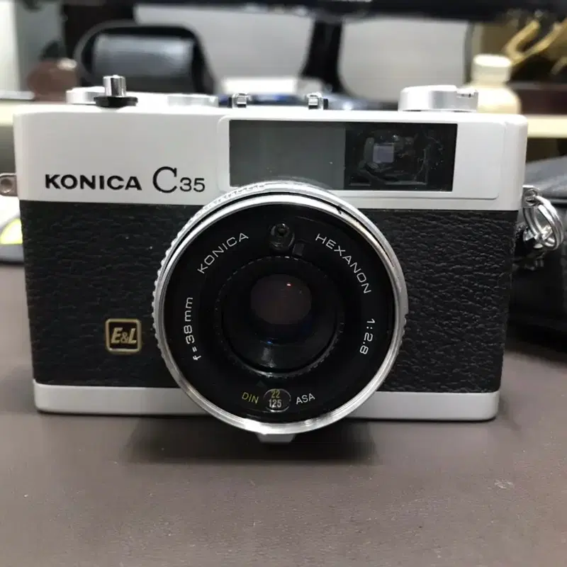 코니카 c35 실버