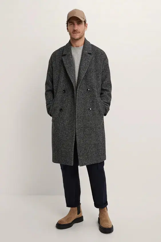 Zara / Double-breasted herringbone coat / M