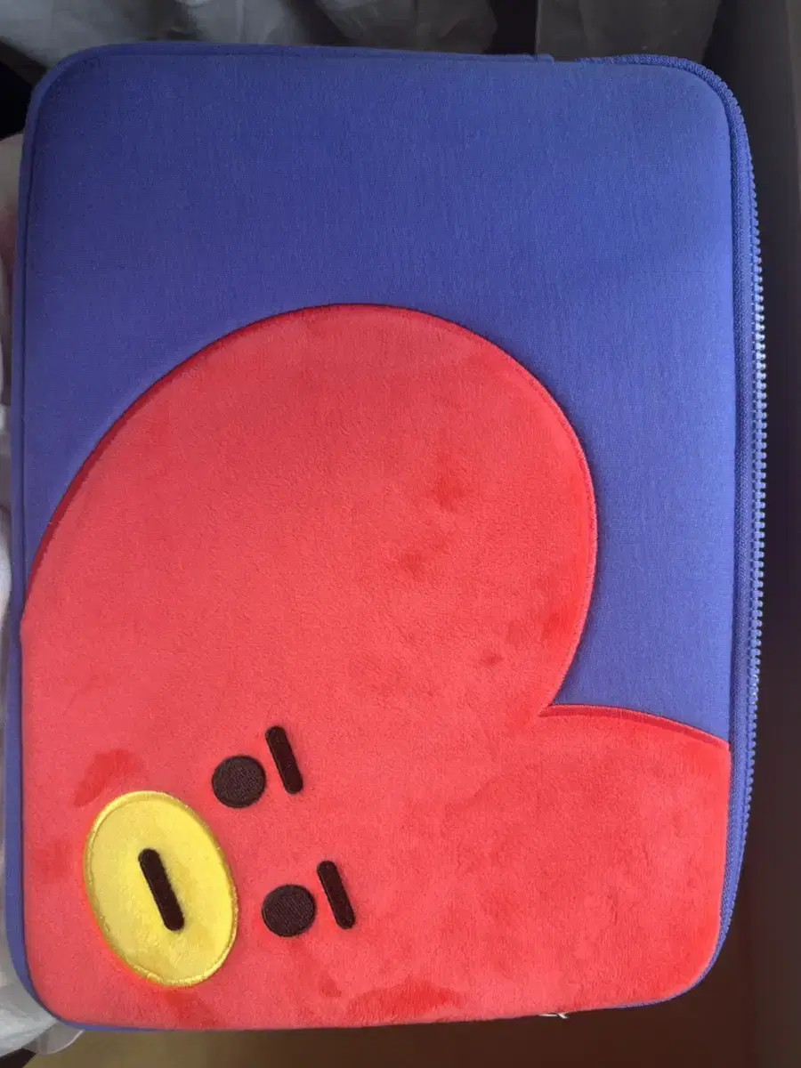 BTS bangtan Tata Laptop Pow