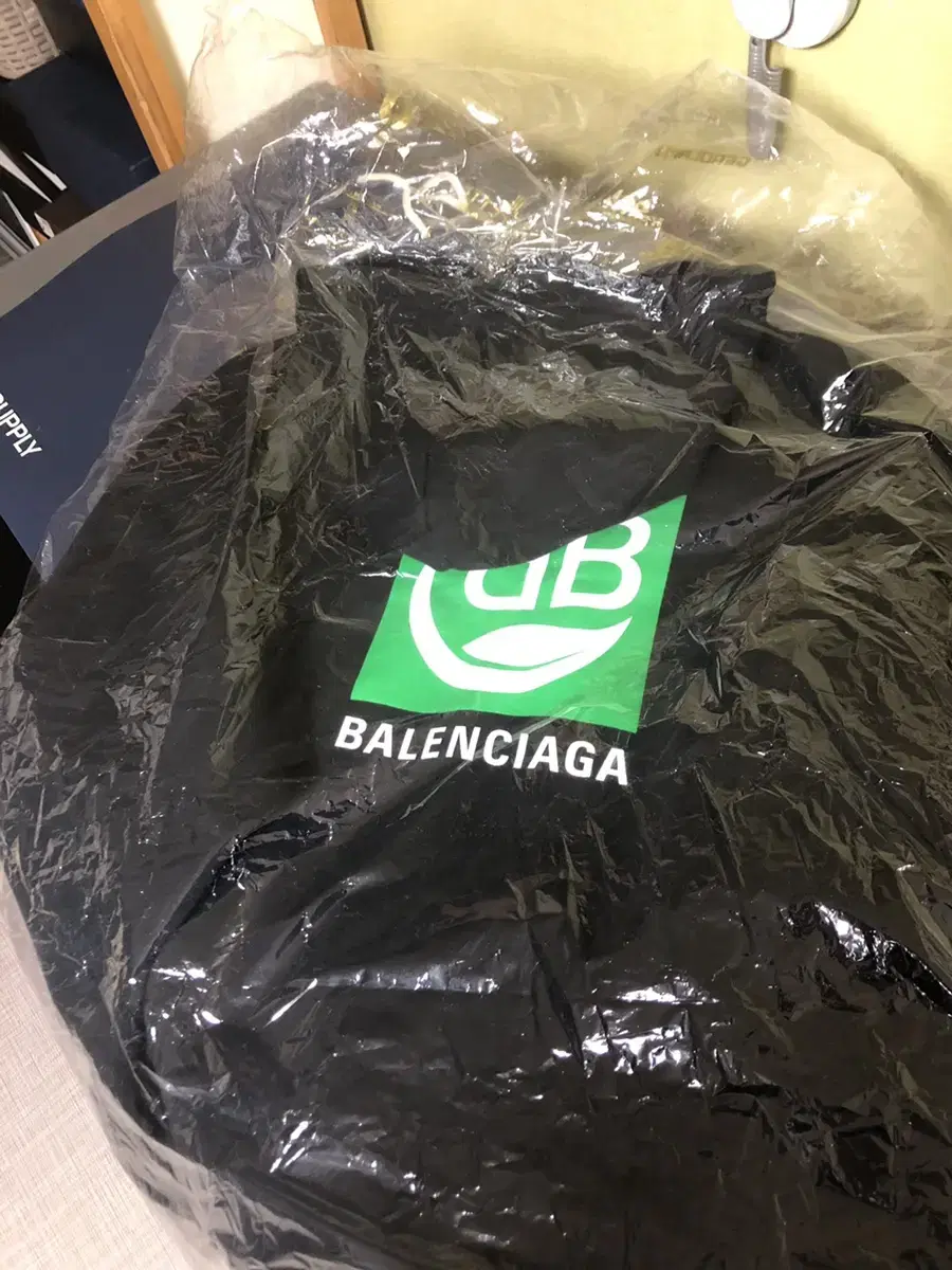 Balenciaga Backlogo green hooded over-the-knee hoodie size M for Sale