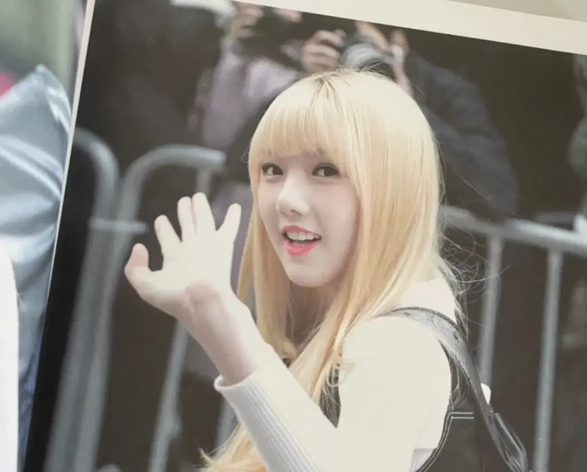 gfriend yerin photobook sell photocard goods viviz