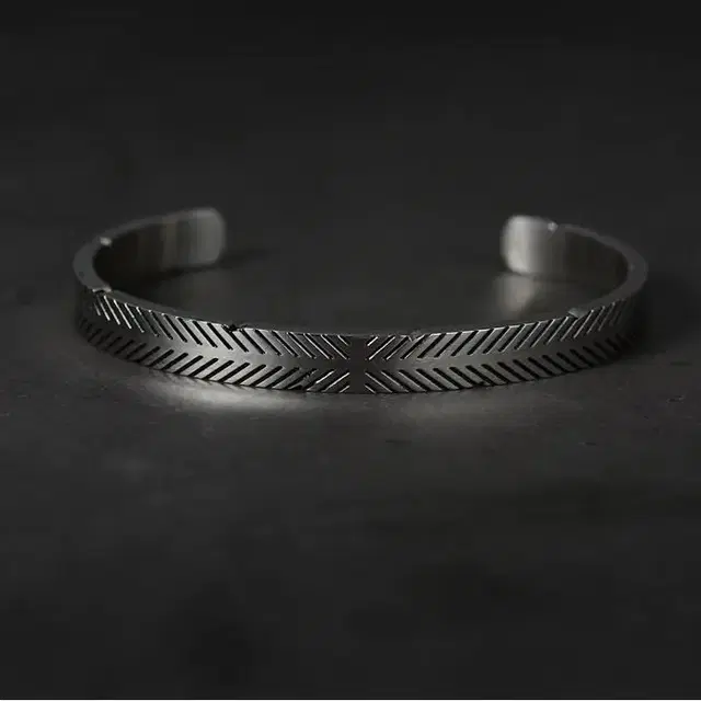 316L Vintage Viking cuff 써지컬스틸 팔찌.뱅글