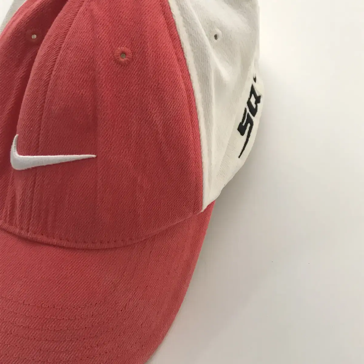 NIKE golf ball cap 