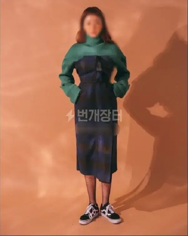 StyleNayeon Checked woolen top ONEPIECE