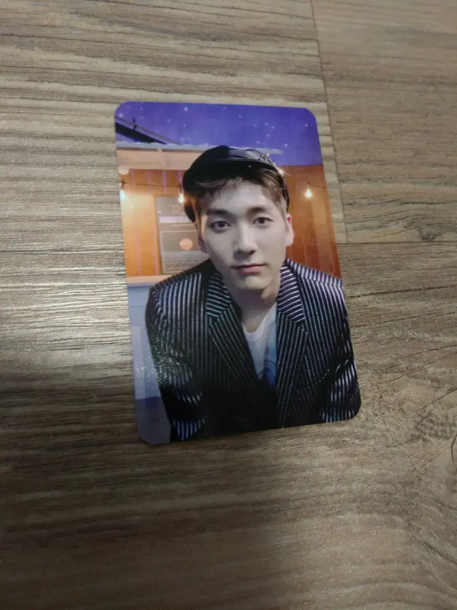 nu'est aron photocard