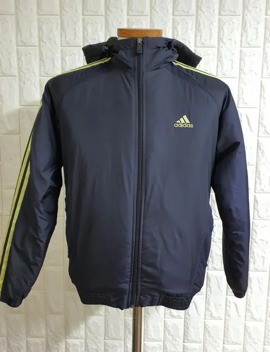 Adidas Hooded Padded Jumper (85)