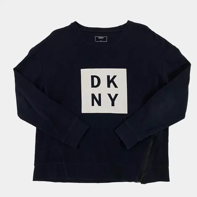 DKNY 빅로고 맨투맨 BM469