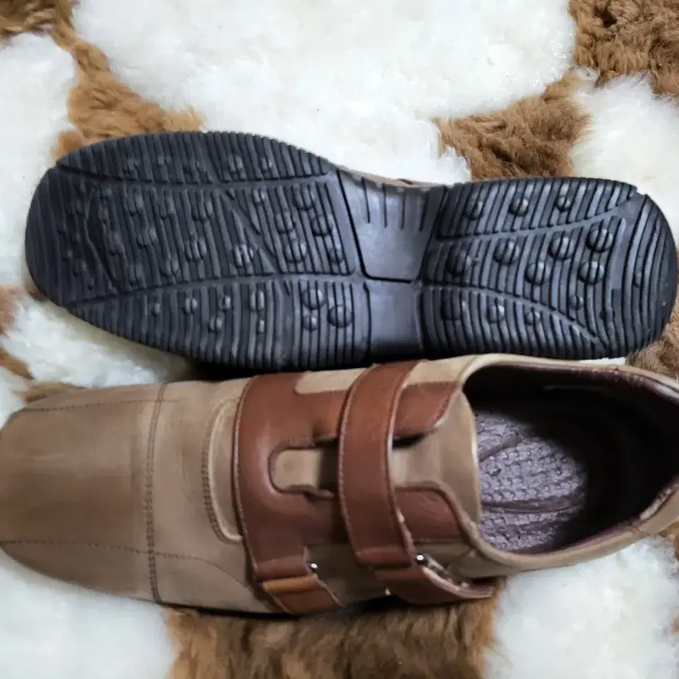 허쉬 퍼피에스 hush  puppies 남성화팝니다