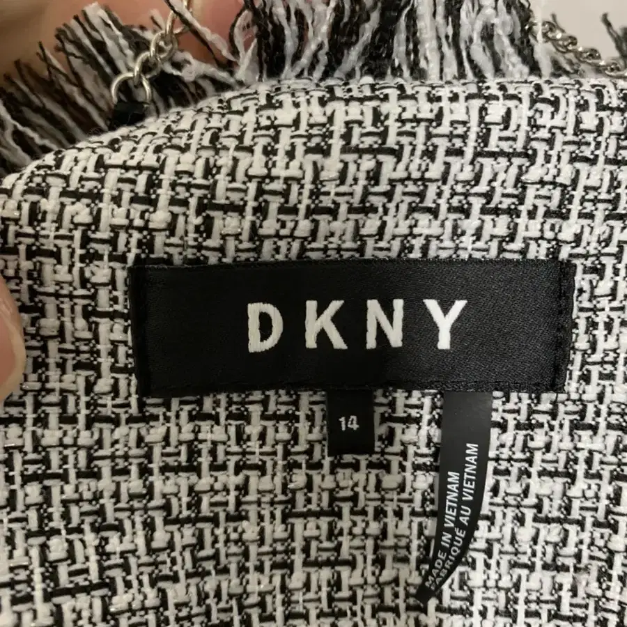 DKNY 트위드 자켓