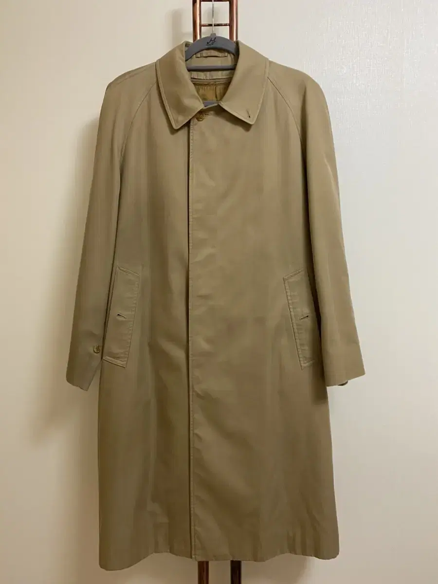 100% Burberry Endothelium detachable trench coat