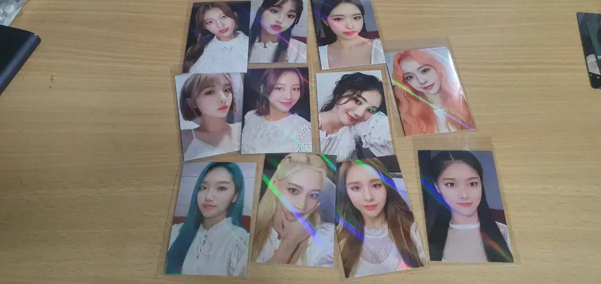 Loona pre-order benefitPhotocard