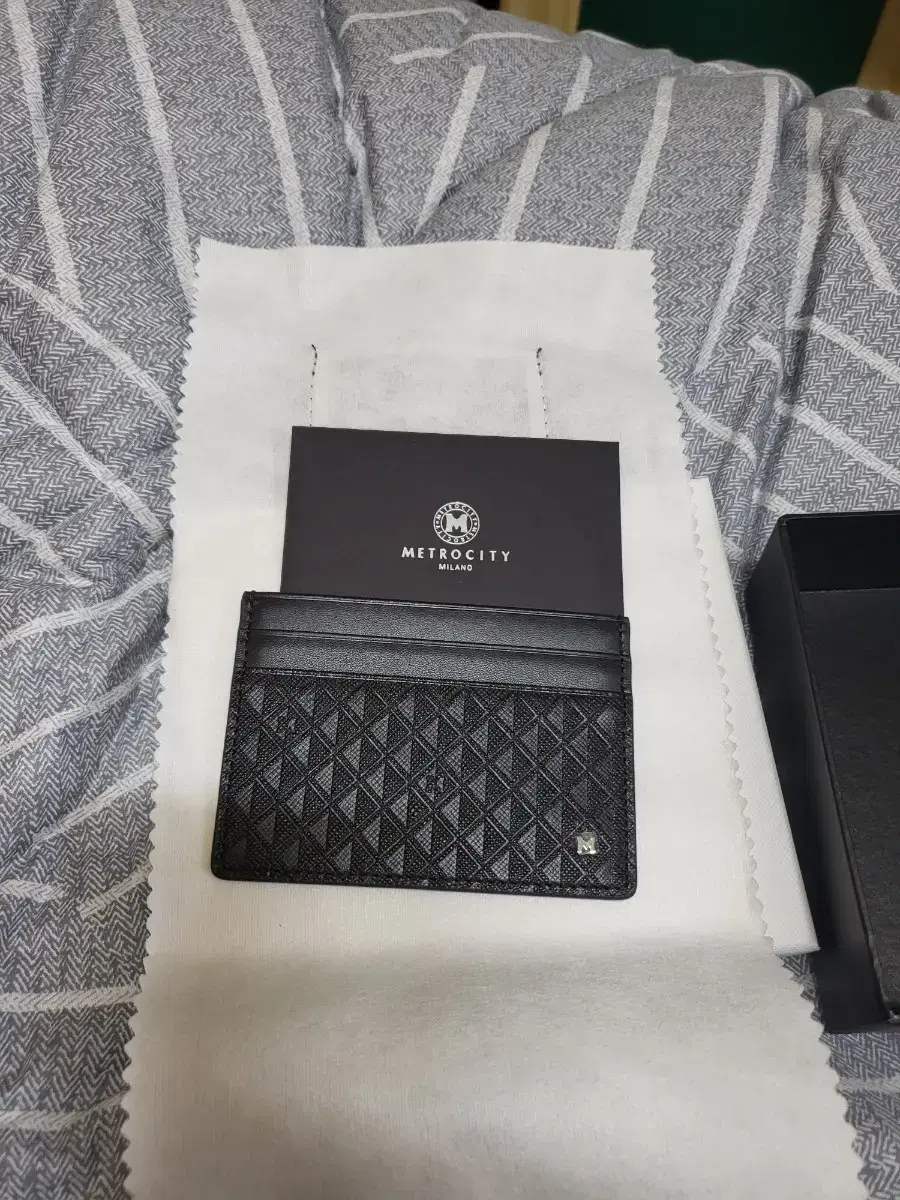 MetroCityNazaKardWallet