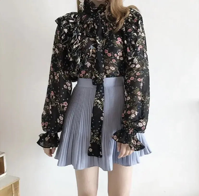 Vintage Flower Tie Chiffon Blouse