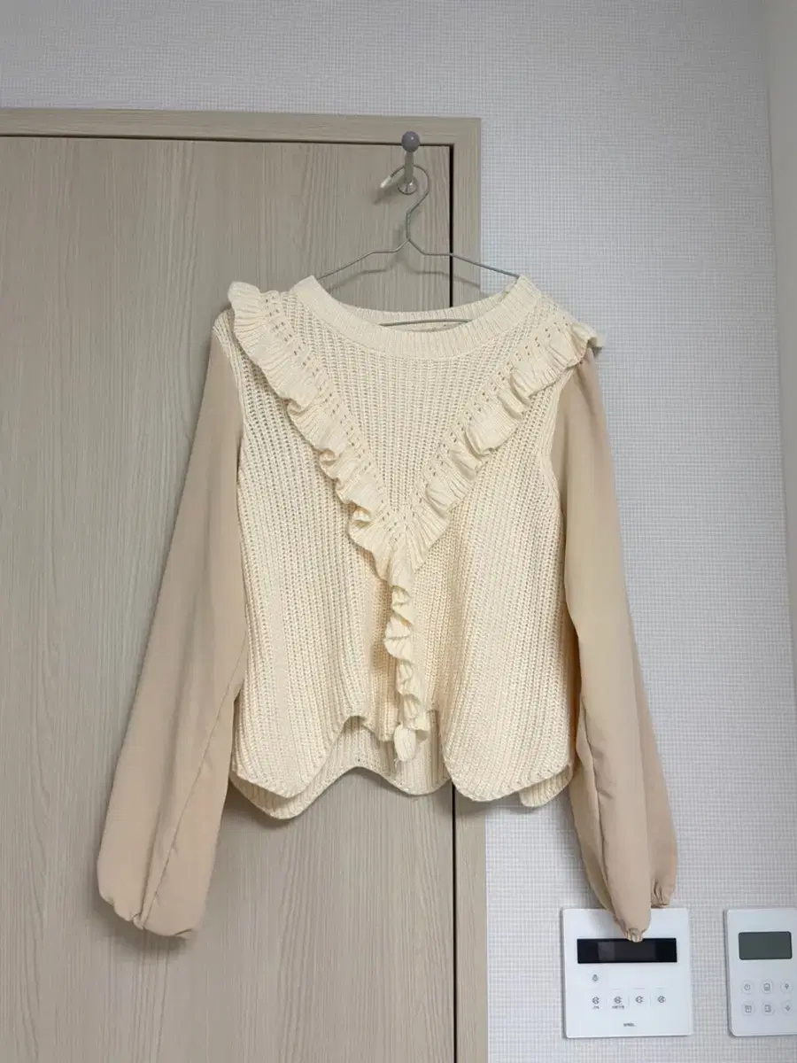 Ruffle knit wavy crop blouse Ablee Brandi Zigzag