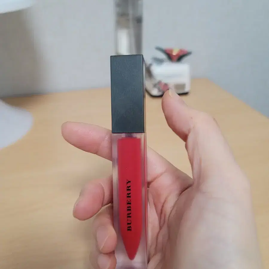 버버리 립스틱 Burberry liquid lip velvet No.37