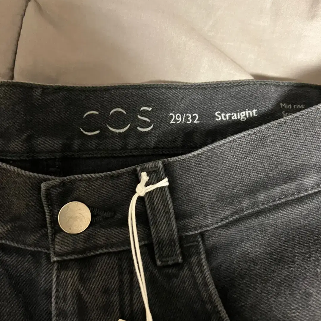 COS 청바지 _ Straight fit _ 29/32 _ 블랙그레이