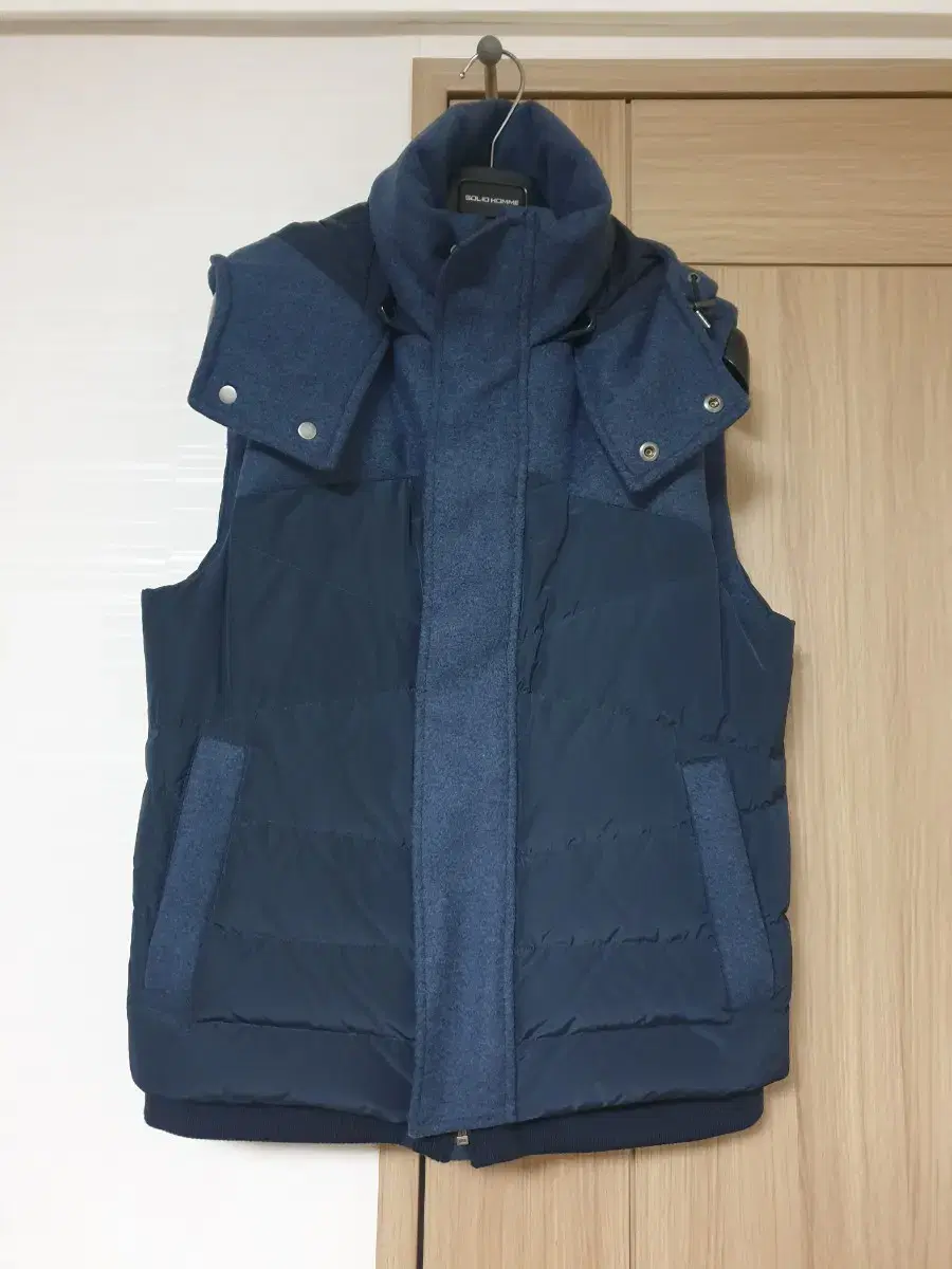 New Arrivals Solid Homme Felt Colorblocked Goose Vest